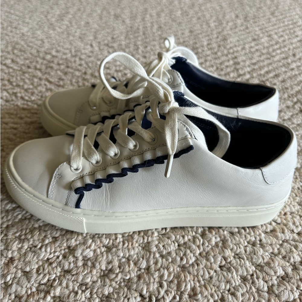 Sneakers - Picture 2 of 4